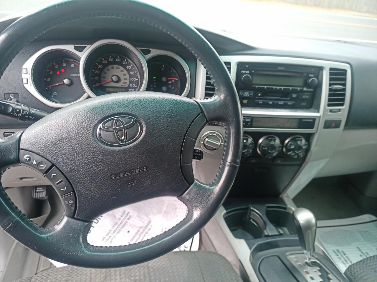 Photo 9 from auction – 2004 TOYOTA 4RUNNER SR with VIN JTEBU14R848017028