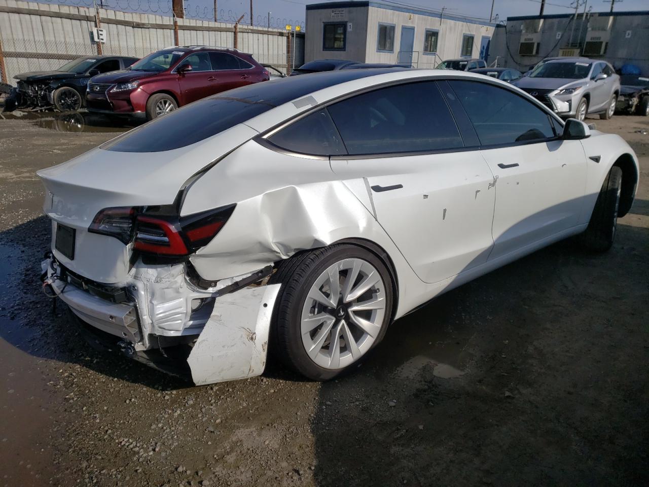 Photo 4 from auction – 2022 TESLA MODEL 3 with VIN 5YJ3E1EA6NF144599