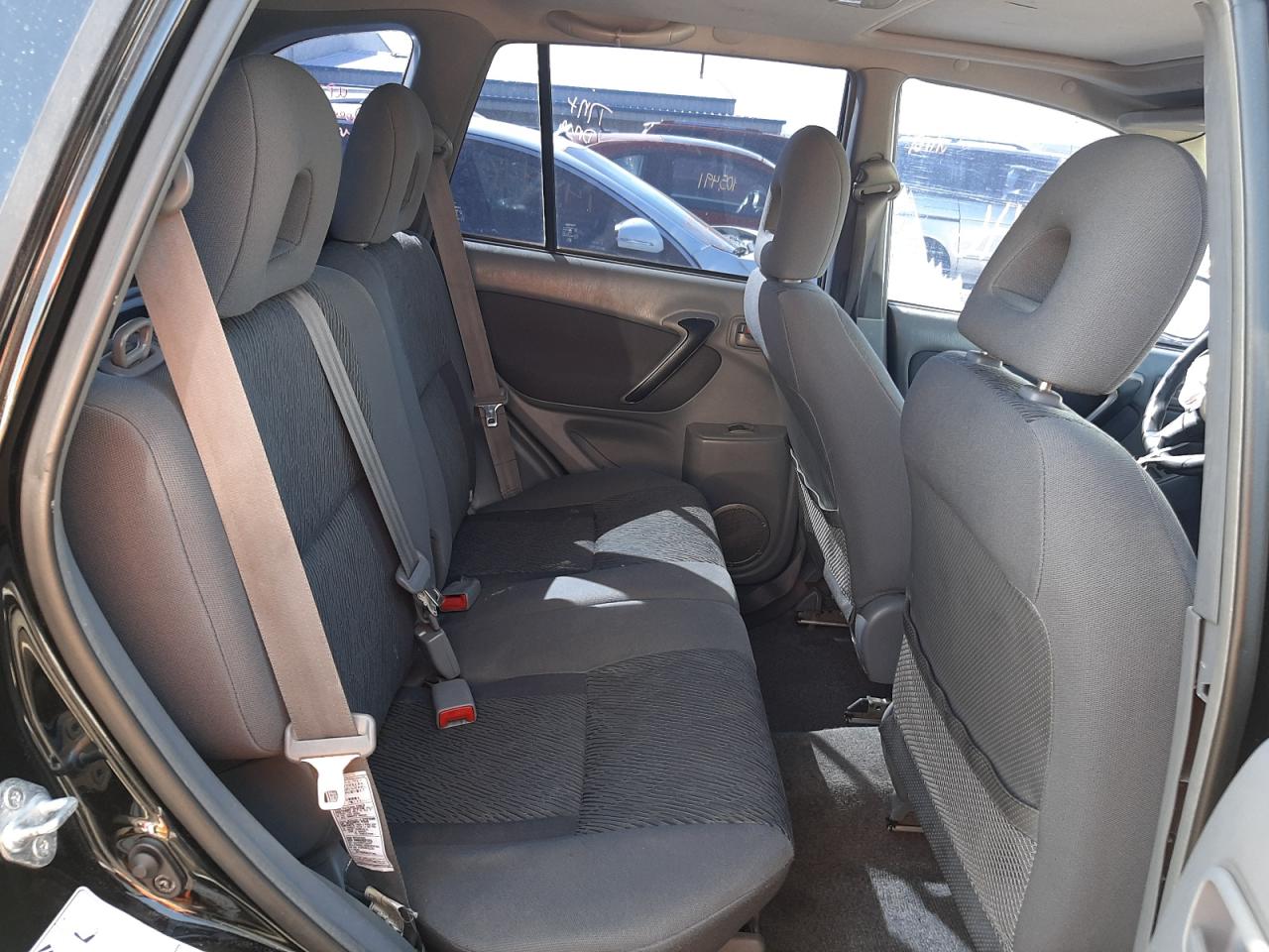 Photo 6 from auction – 2002 TOYOTA RAV4 with VIN JTEGH20V420046198
