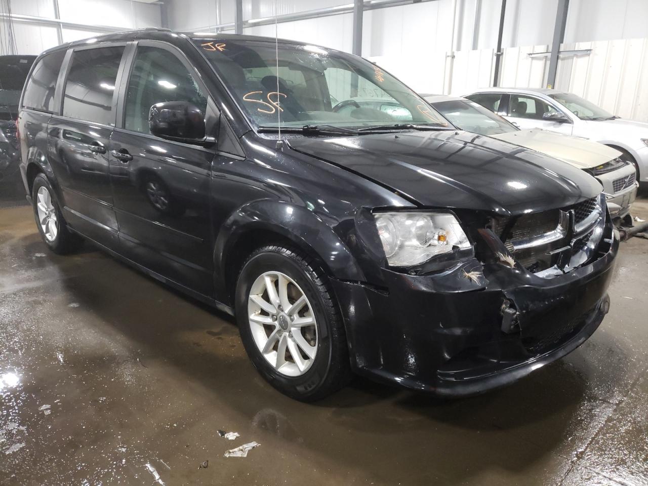 DODGE GRAND CARA 2014 z numerem VIN 2C4RDGCG6ER313676 - Zdjęcie z aukcji