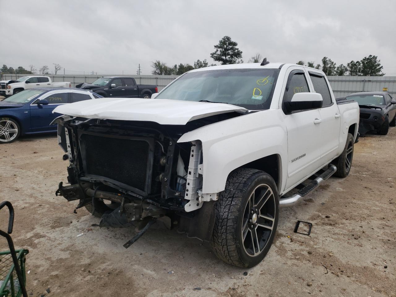 Photo 2 from auction – 2015 CHEVROLET SILVERADO with VIN 3GCPCREC6FG522245