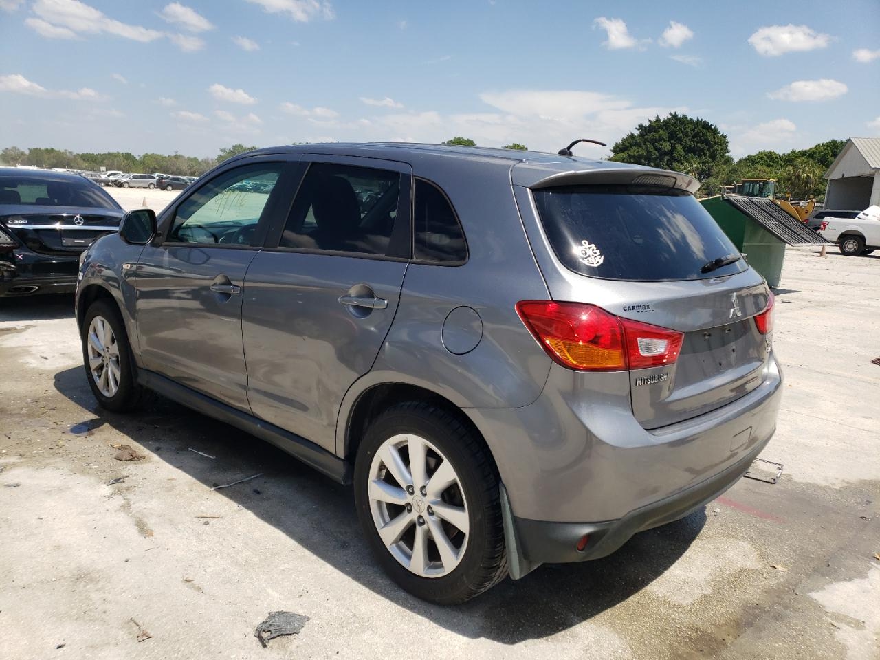 Photo 3 from auction – 2015 MITSUBISHI OUTLANDER with VIN 4A4AP3AW8FE043462