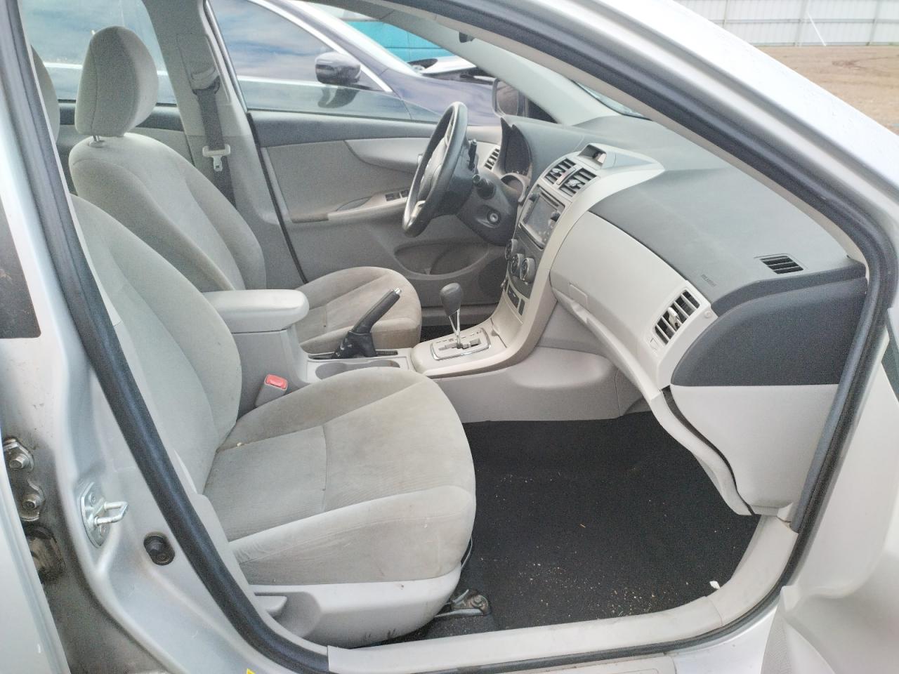 Zdjęcie 5 z aukcji – 2013 TOYOTA COROLLA BA z VIN 5YFBU4EE4DP103667