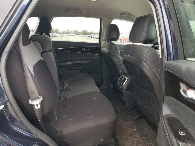 Photo 6 from auction – 2016 KIA SORENTO LX with VIN 5XYPGDA30GG068331