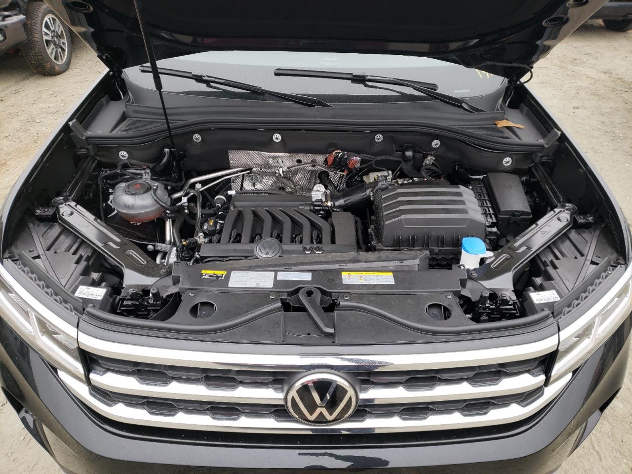 Photo 7 from auction – 2022 VOLKSWAGEN ATLAS with VIN 1V2WE2CA8NC202861