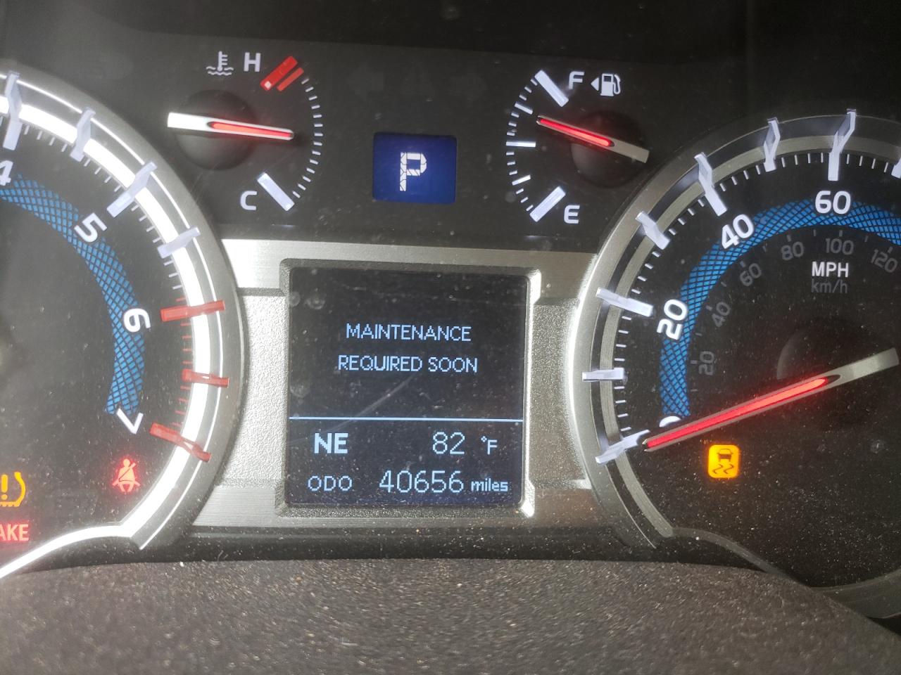 Photo 8 from auction – 2018 TOYOTA 4RUNNER SR with VIN JTEBU5JR6J5497482