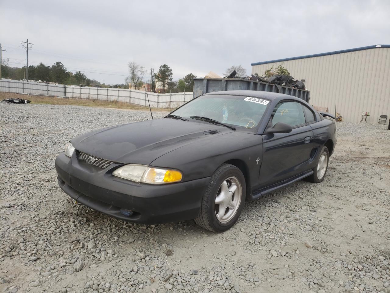 Photo 2 from auction – 1998 FORD MUSTANG with VIN 1FAFP4042WF184997
