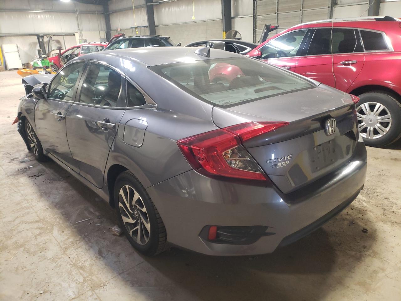 Photo 3 from auction – 2018 HONDA CIVIC EX with VIN 2HGFC2F71JH524970