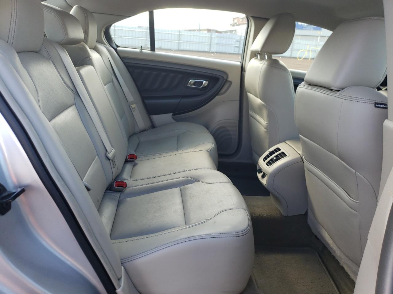 Photo 6 from auction – 2011 FORD TAURUS SEL with VIN 1FAHP2EW5BG175626