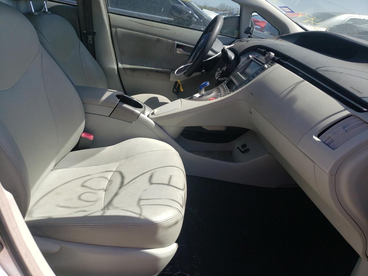 Photo 5 from auction – 2012 TOYOTA PRIUS with VIN JTDKN3DU2C1500877
