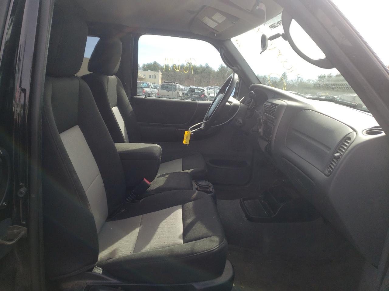 Photo 5 from auction – 2011 FORD RANGER SUP with VIN 1FTLR4FE1BPB18677
