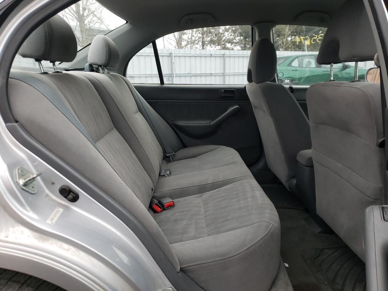 Photo 6 from auction – 2003 HONDA CIVIC LX with VIN 2HGES16673H932361