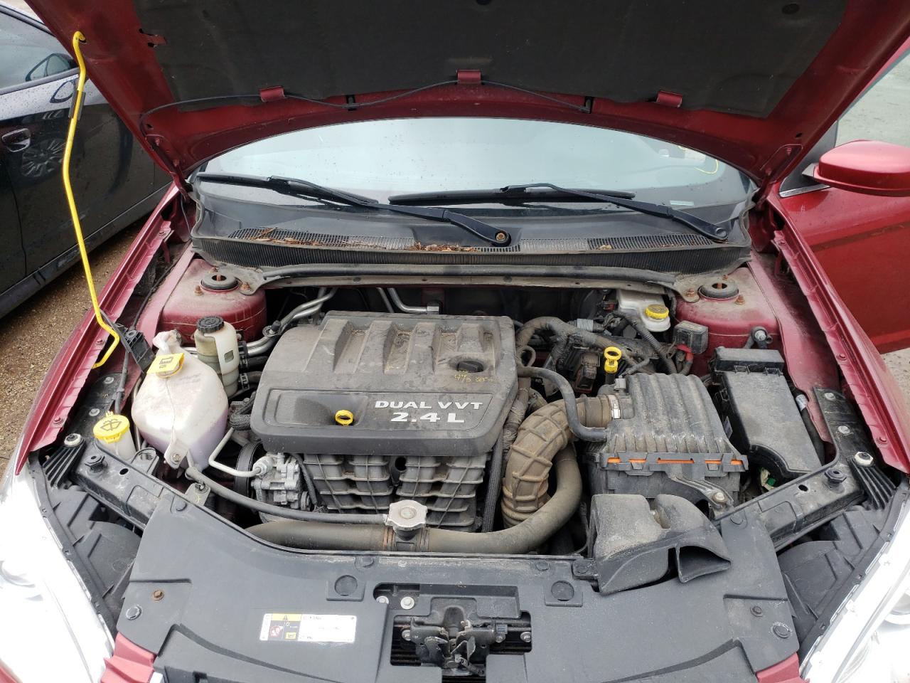 Photo 7 from auction – 2014 CHRYSLER 200 LX with VIN 1C3CCBAB5EN122481