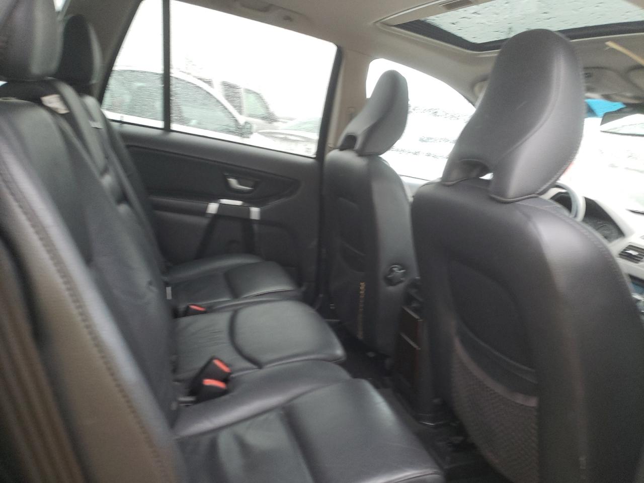 Photo 6 from auction – 2010 VOLVO XC90 3.2 with VIN YV4982CY5A1546136