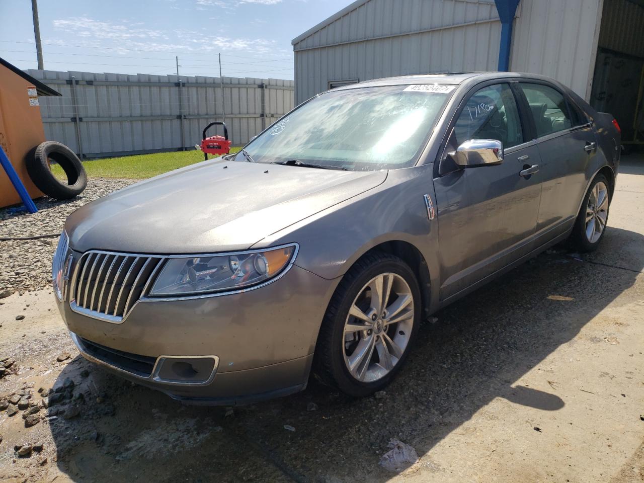 Photo 2 from auction – 2010 LINCOLN MKZ with VIN 3LNHL2GC4AR634656
