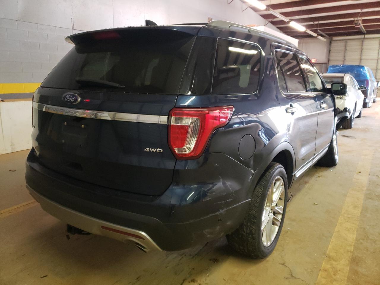 Photo 4 from auction – 2017 FORD EXPLORER X with VIN 1FM5K8D85HGB04836