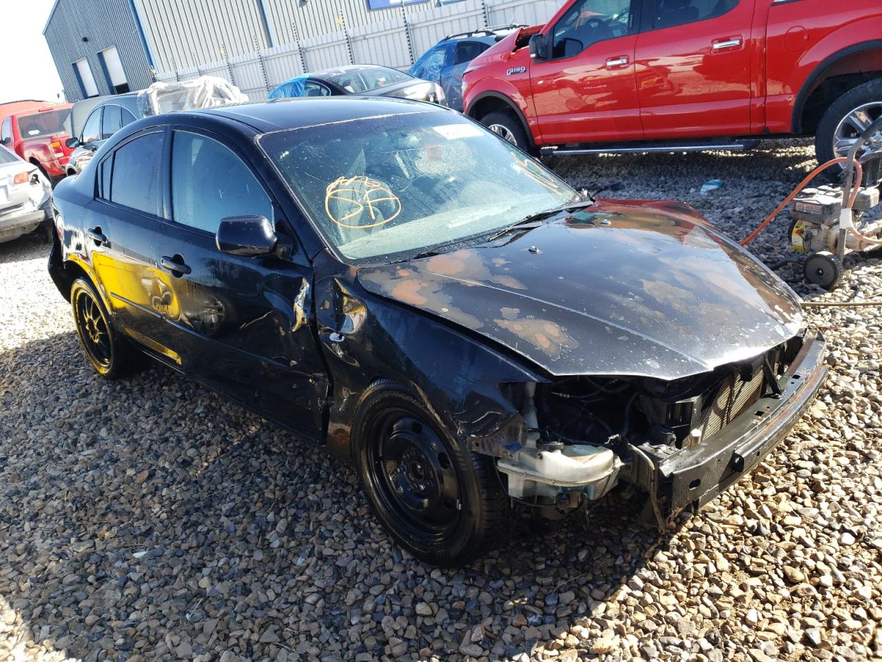 MAZDA 3 I 2004 with VIN JM1BK12F641102896 - Photo from auction