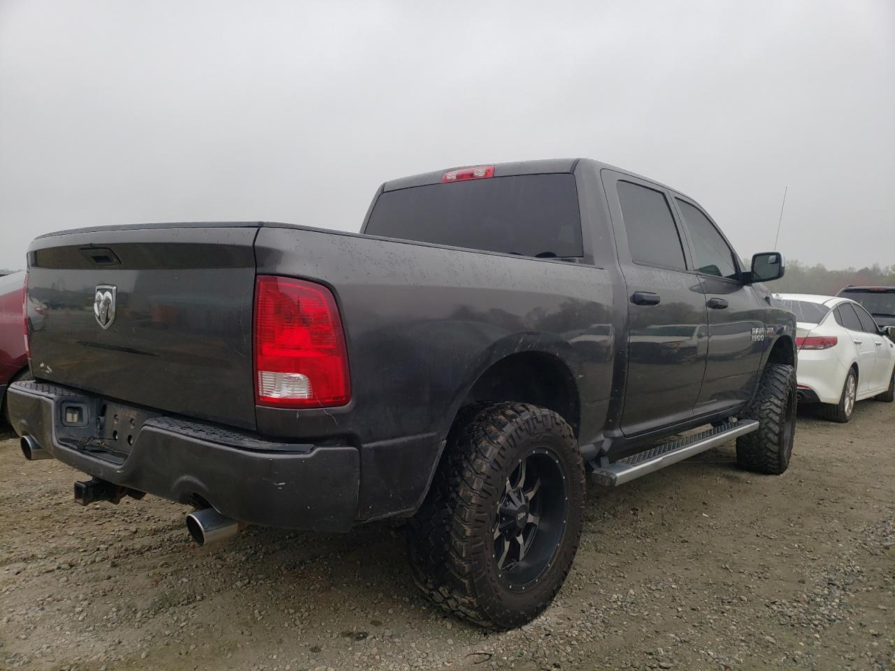 Photo 4 from auction – 2016 RAM 1500 ST with VIN 3C6RR6KT3GG249705