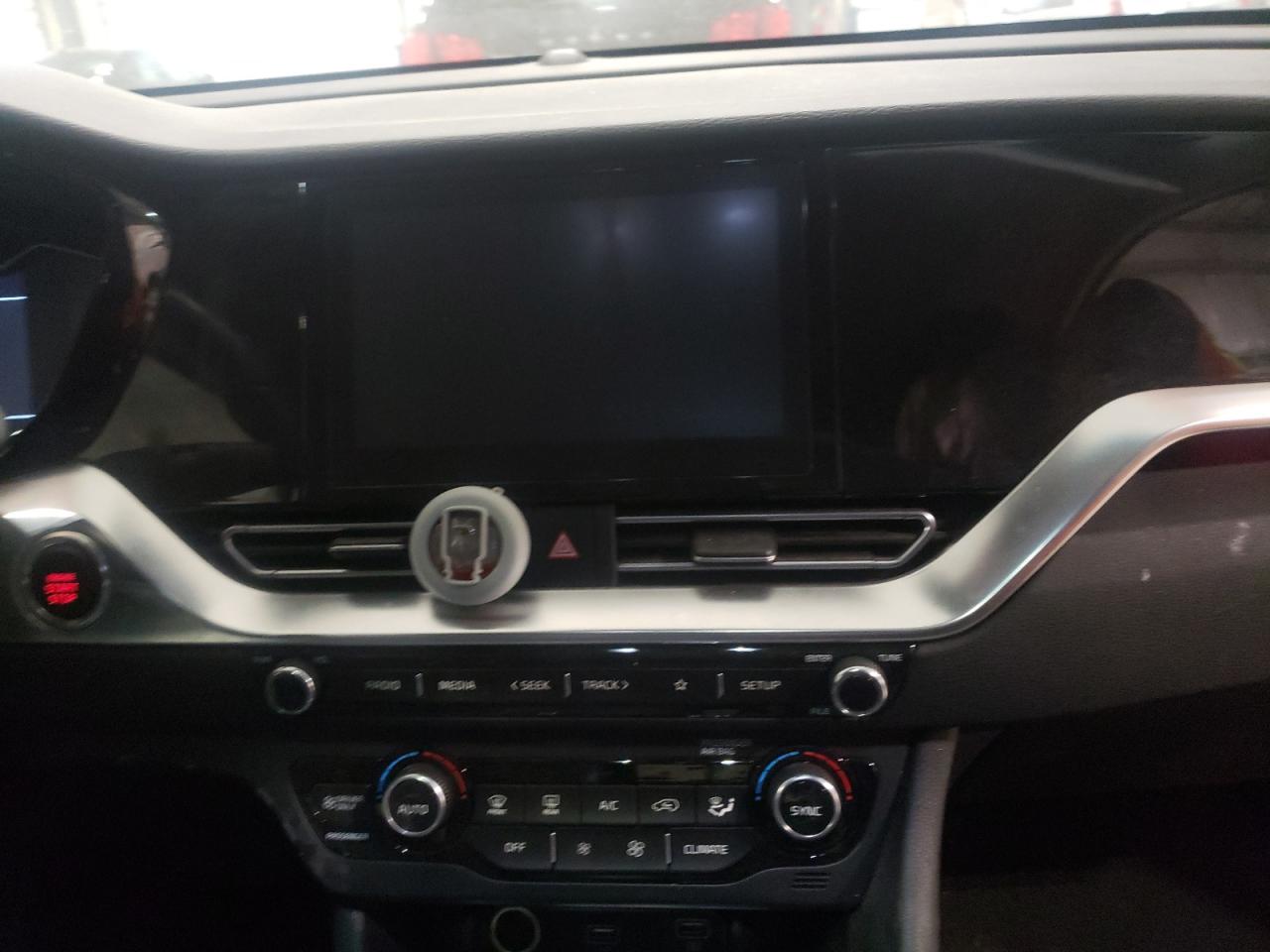 Photo 9 from auction – 2021 KIA NIRO TOURI with VIN KNDCC3LC8M5463394