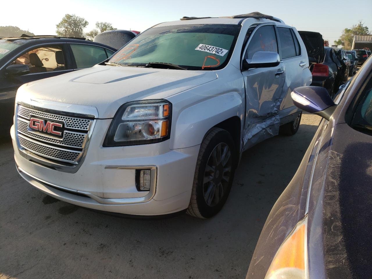 Photo 2 from auction – 2016 GMC TERRAIN DE with VIN 2GKFLRE33G6241632