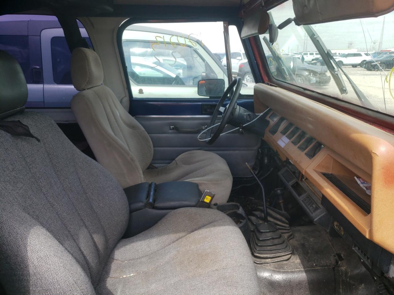 Photo 5 from auction – 1995 JEEP WRANGLER / with VIN 1J4FY19P4SP222795
