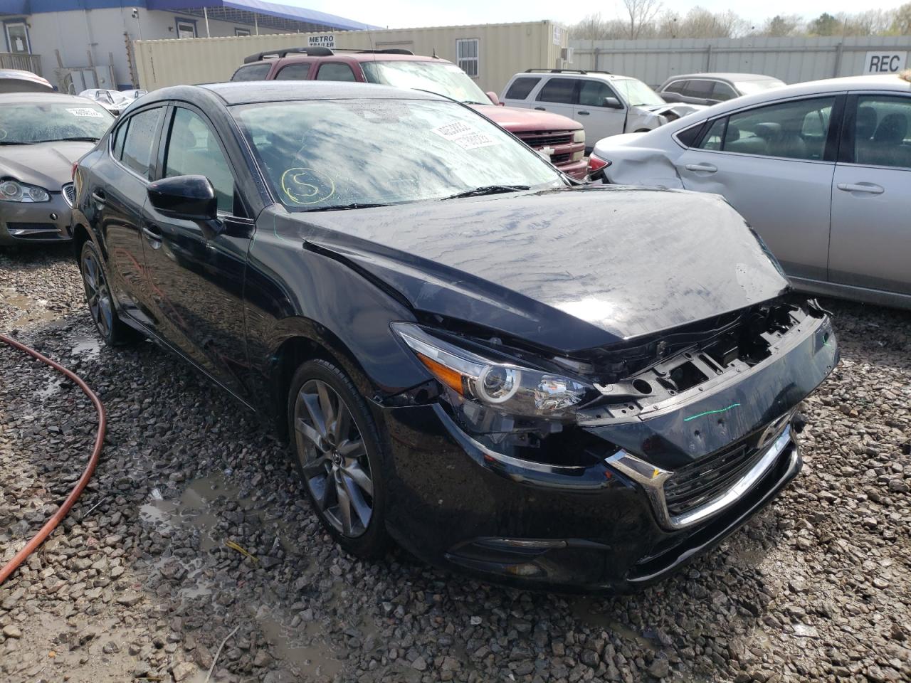 MAZDA 3 TOURING 2018 with VIN 3MZBN1V37JM218788 - Photo from auction