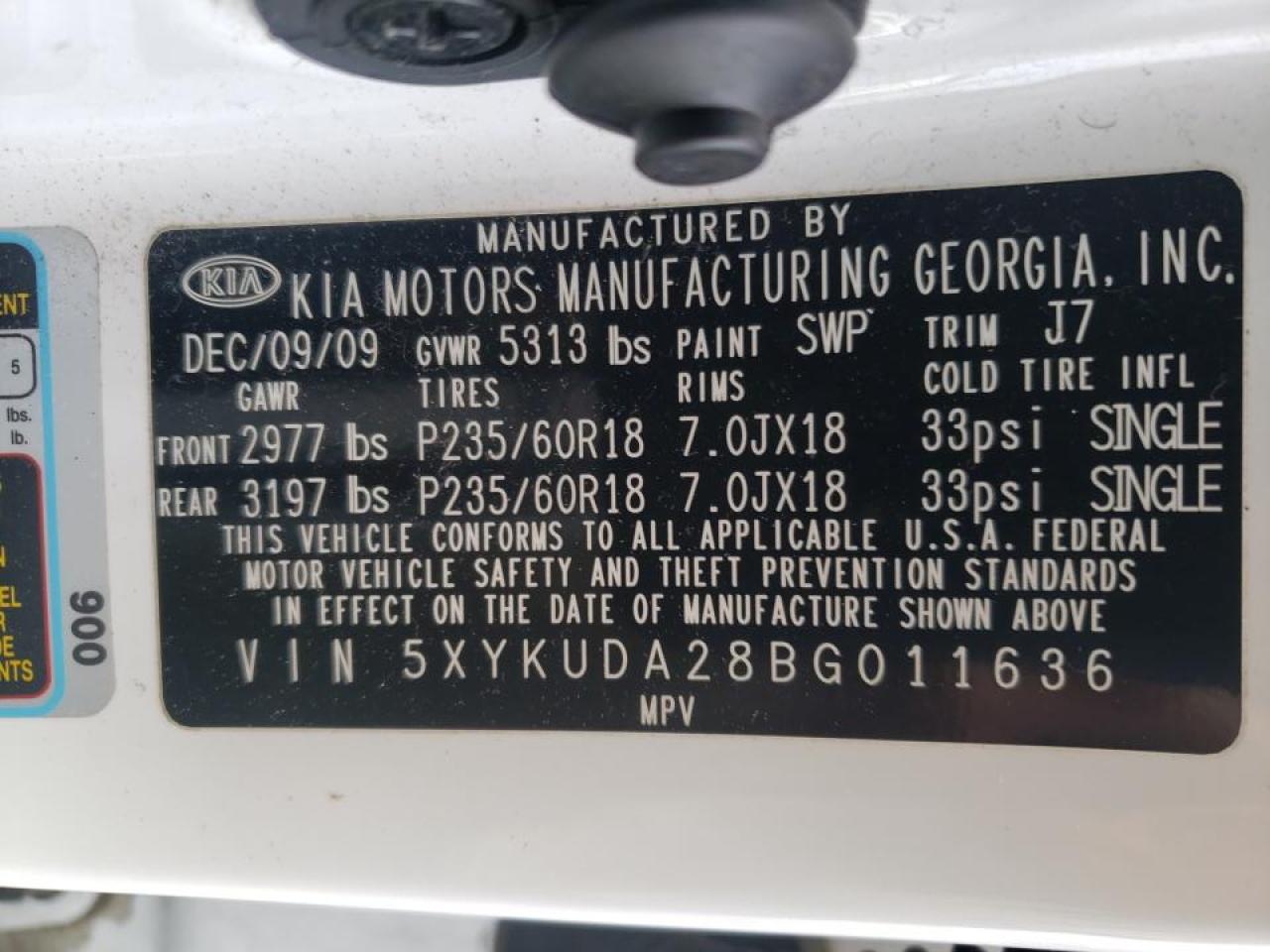 Photo 10 from auction – 2011 KIA SORENTO EX with VIN 5XYKUDA28BG011636