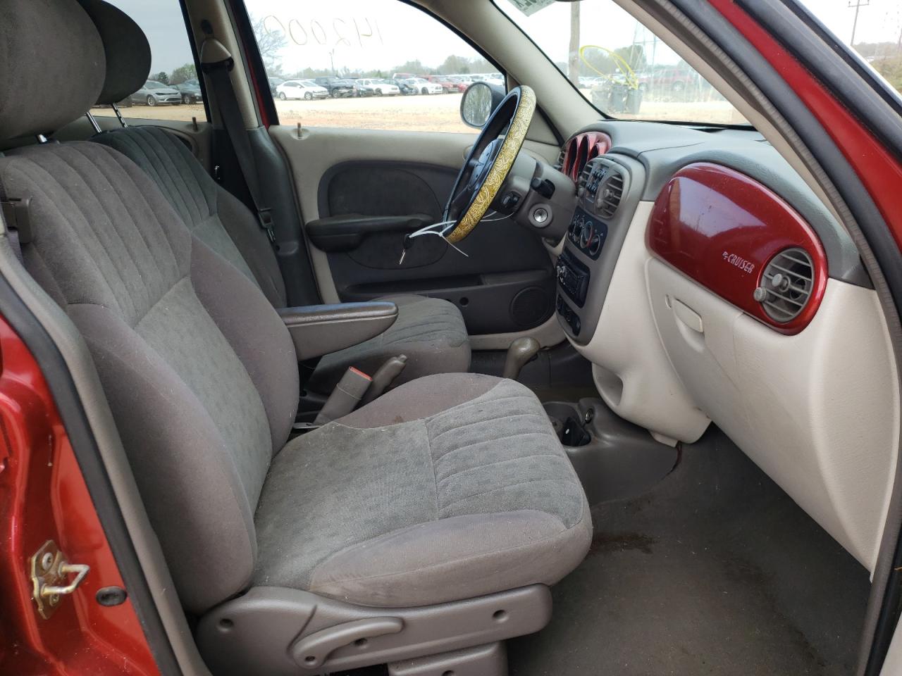 Photo 5 from auction – 2002 CHRYSLER PT CRUISER with VIN 3C4FY48B52T306052