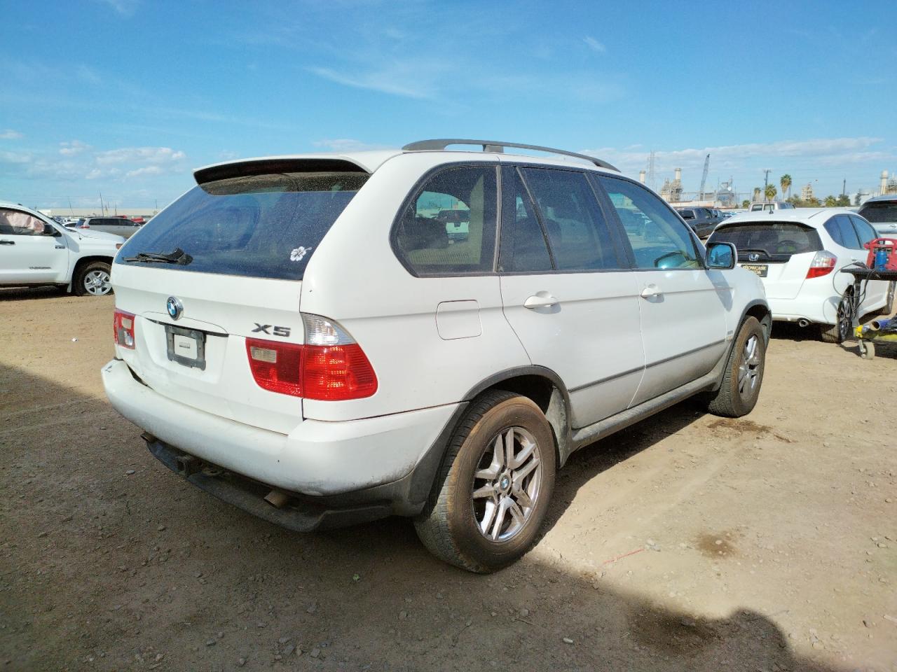Photo 4 from auction – 2006 BMW X5 3.0I with VIN 5UXFA13546LY46903