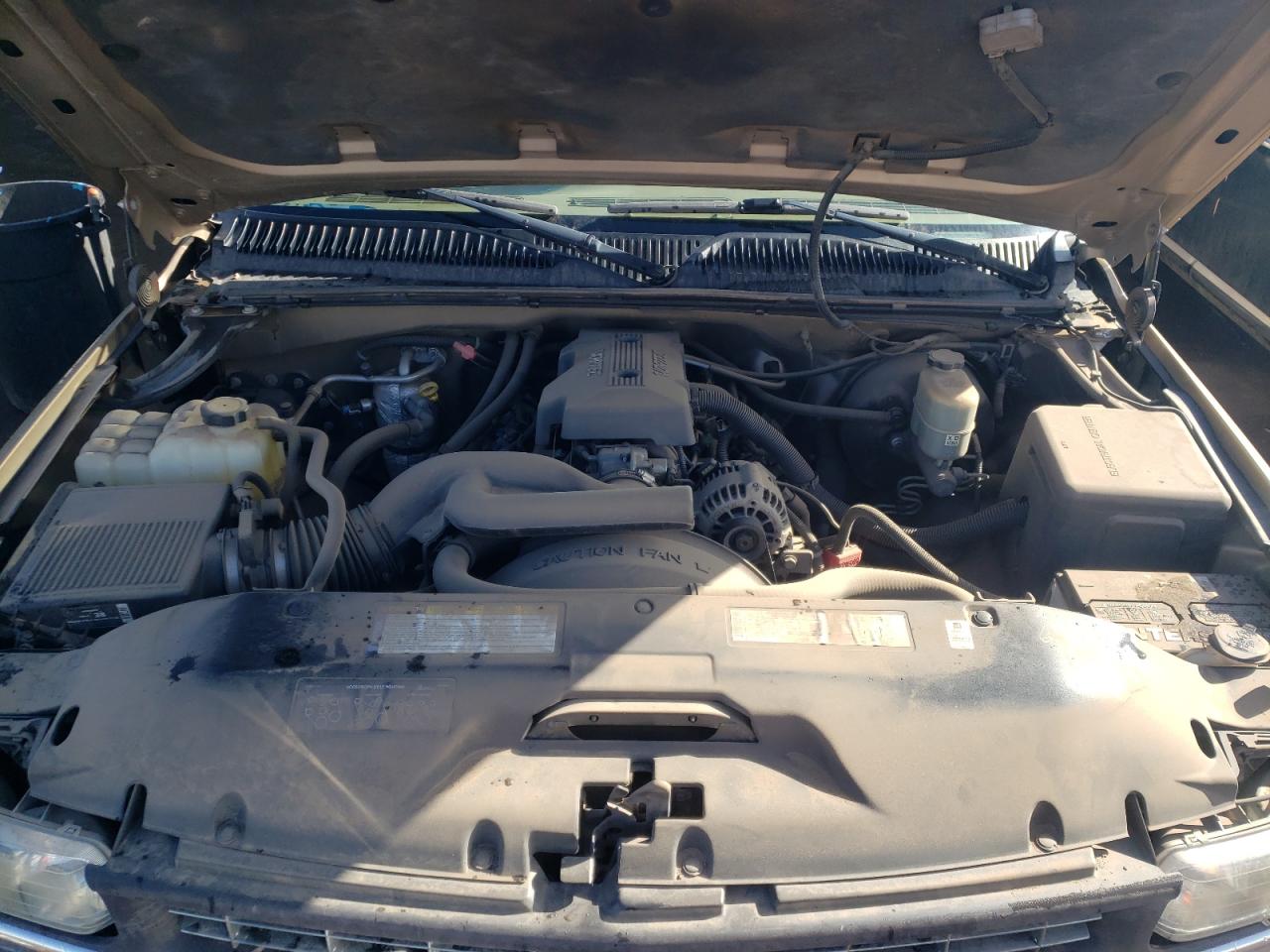 Photo 7 from auction – 1999 CHEVROLET SILVERADO with VIN 2GCEC19T5X1176637