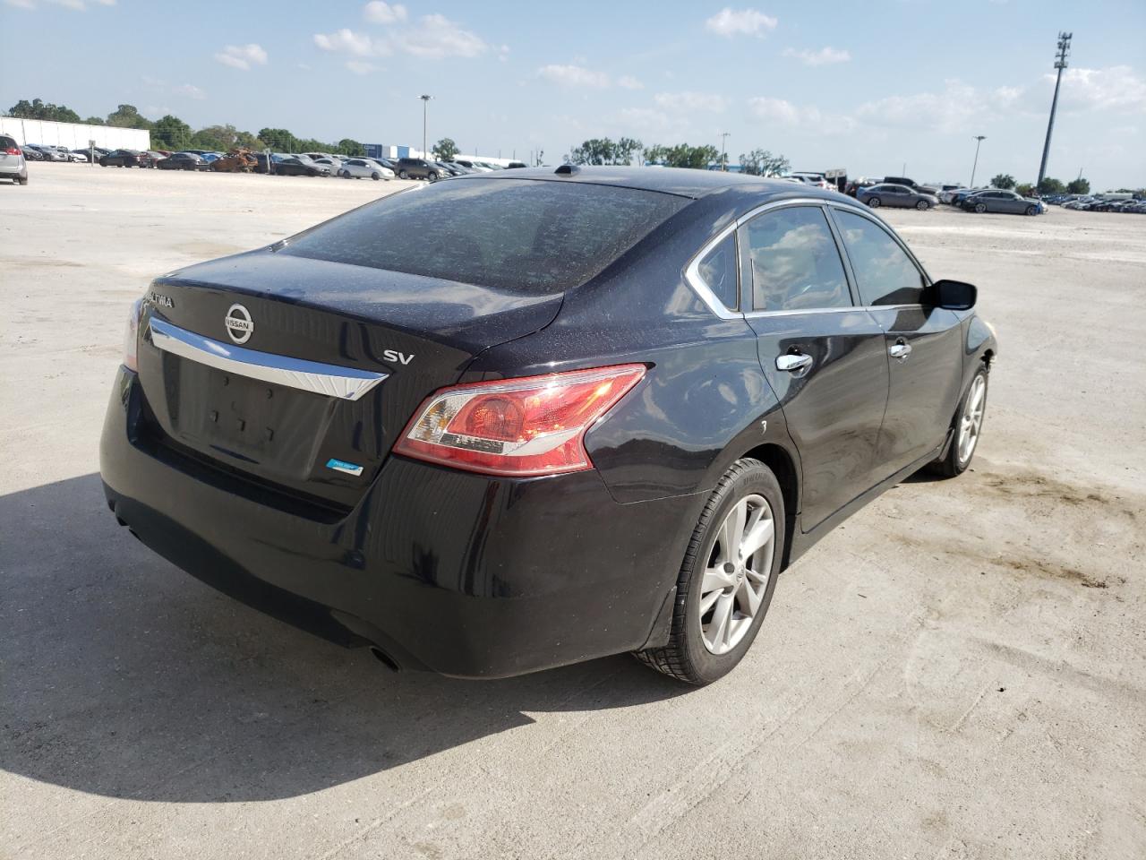 Photo 4 from auction – 2013 NISSAN ALTIMA 2.5 with VIN 1N4AL3AP2DC265733