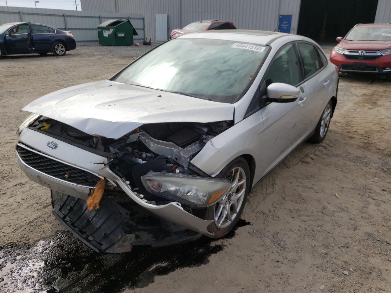 Photo 2 from auction – 2015 FORD FOCUS SE with VIN 1FADP3F20FL215494
