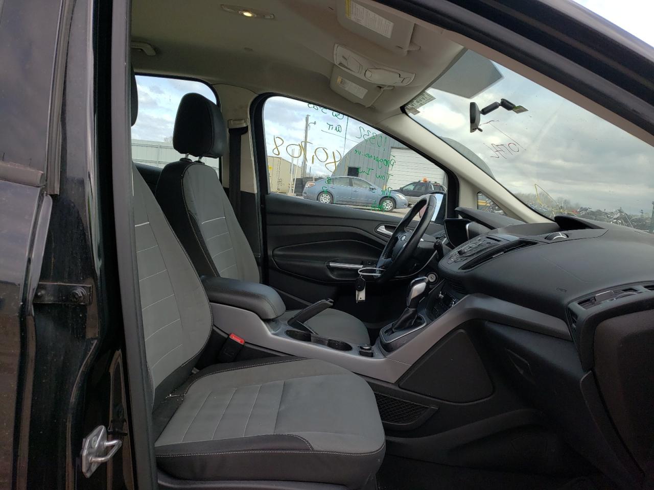 Photo 5 from auction – 2015 FORD C-MAX SE with VIN 1FADP5AU2FL107513