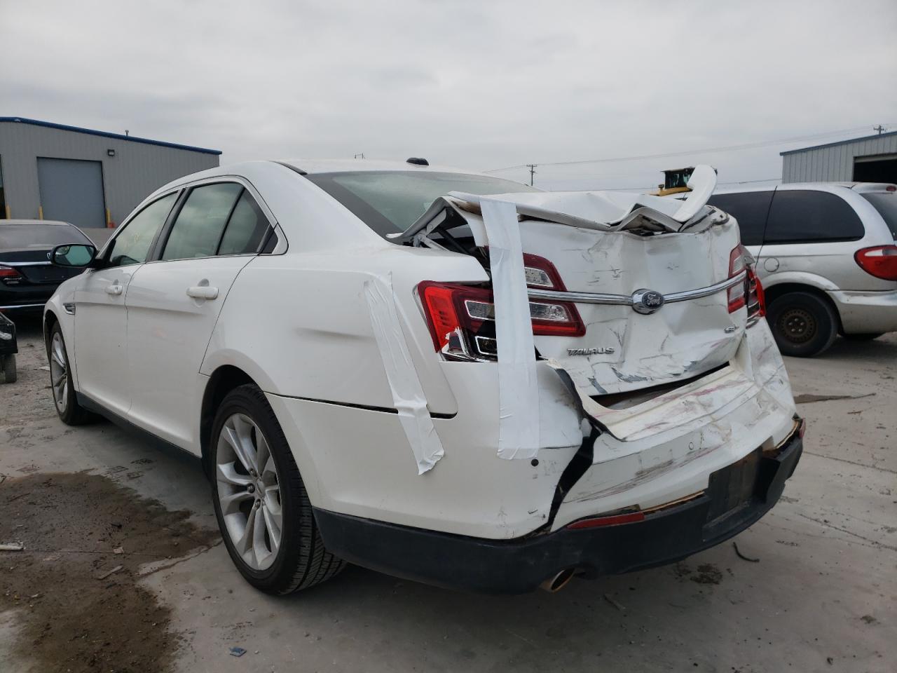 Photo 3 from auction – 2013 FORD TAURUS SEL with VIN 1FAHP2E81DG169262