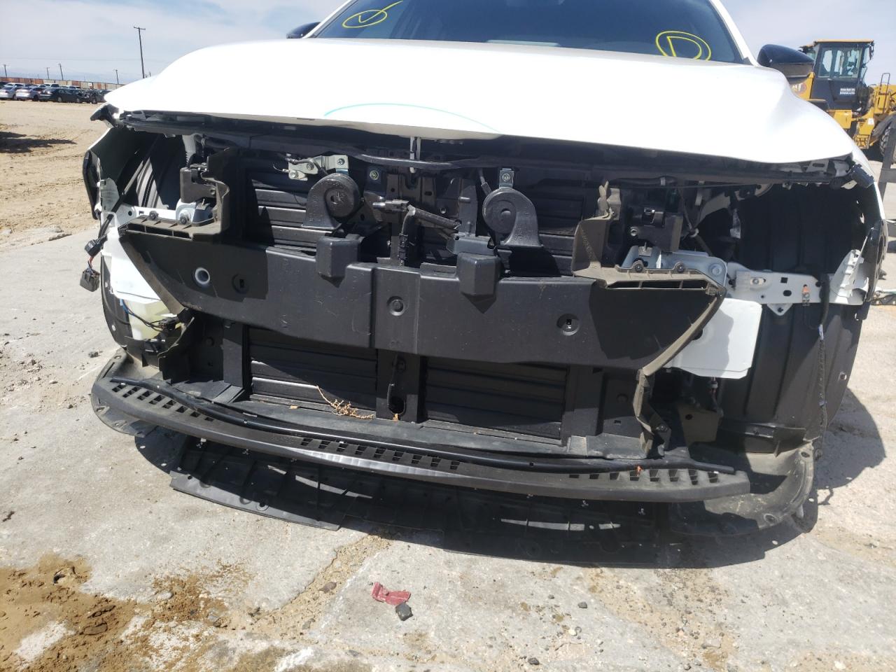 Photo 9 from auction – 2020 MAZDA 3 with VIN JM1BPALM6L1175117