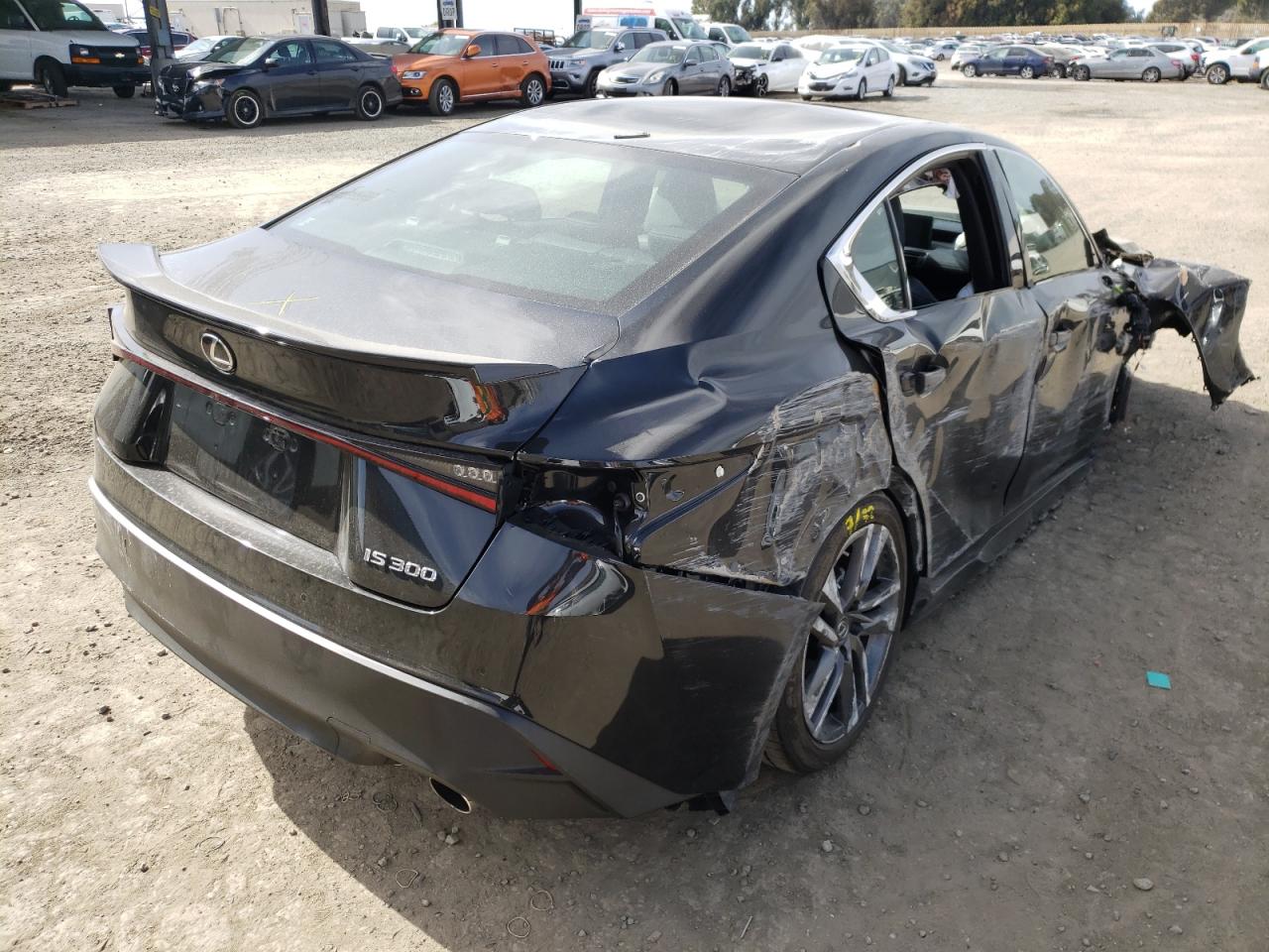 Photo 4 from auction – 2021 LEXUS IS 300 with VIN JTHCA1D27M5112040