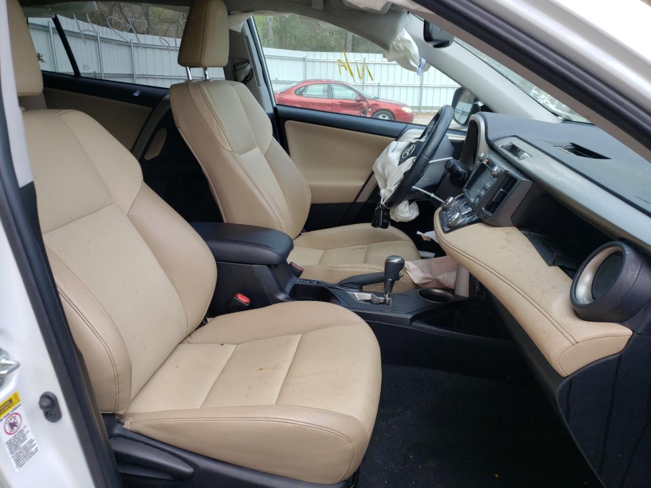 Photo 5 from auction – 2014 TOYOTA RAV4 LIMIT with VIN 2T3YFREV0EW130079