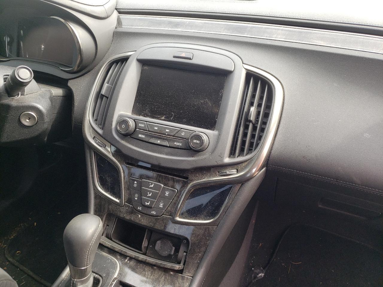 Photo 9 from auction – 2015 BUICK LACROSSE with VIN 1G4GA5GR2FF200876