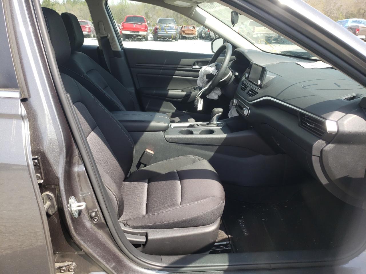 Photo 5 from auction – 2021 NISSAN ALTIMA S with VIN 1N4BL4BV4MN417815