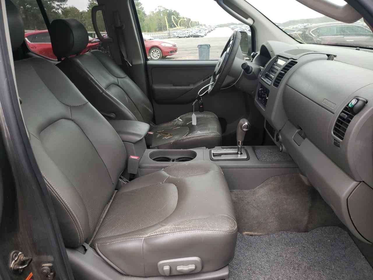 Photo 5 from auction – 2005 NISSAN FRONTIER C with VIN 1N6AD07U75C413778