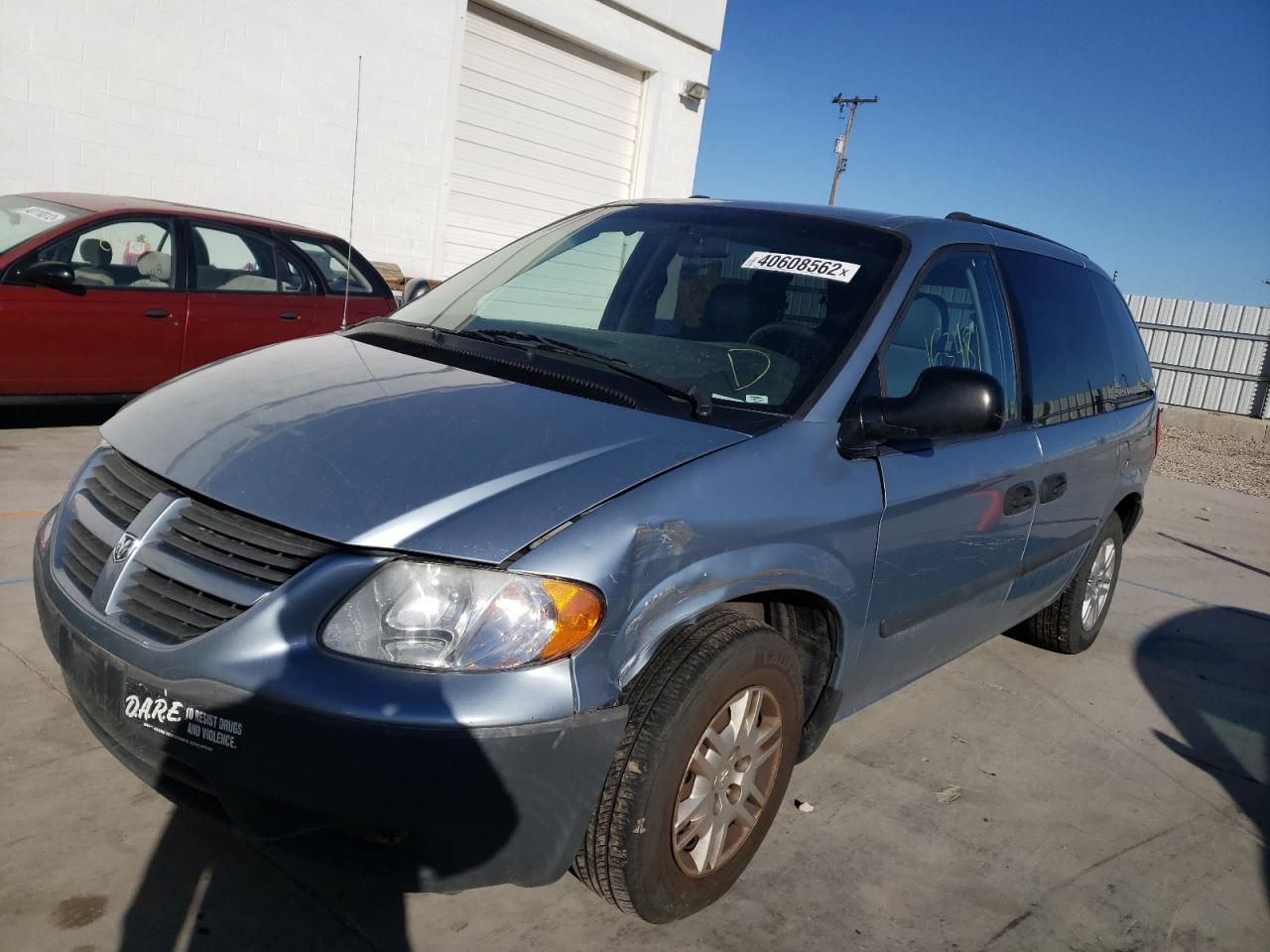 Photo 2 from auction – 2005 DODGE CARAVAN with VIN 1D4GP25R45B377457