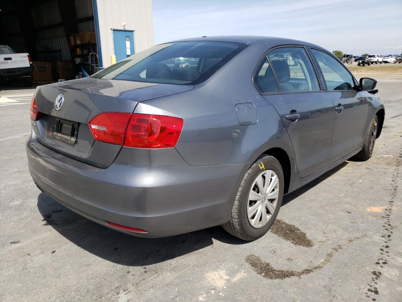 Photo 4 from auction – 2014 VOLKSWAGEN JETTA BASE with VIN 3VW2K7AJ0EM303865