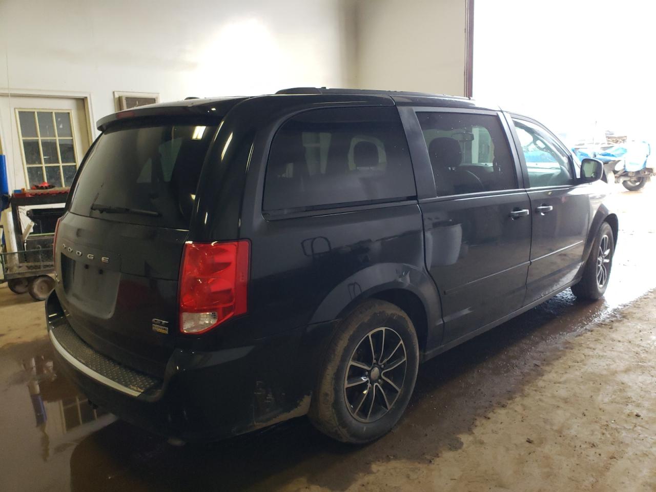 Foto 4 de la subasta – 2017 DODGE GRAND CARA con VIN 2C4RDGEG4HR697040