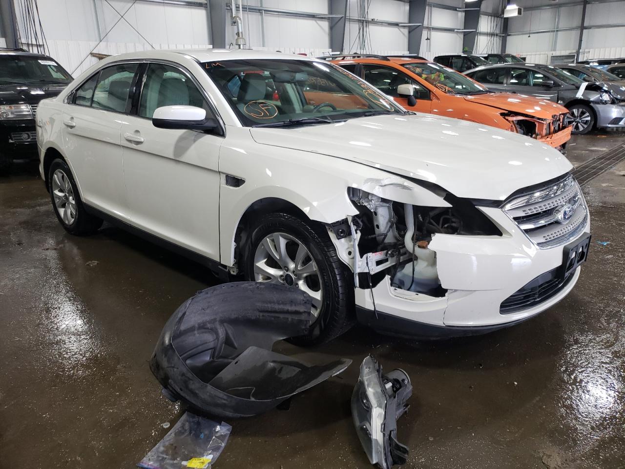 FORD TAURUS SEL 2010 with VIN 1FAHP2EWXAG157198 - Photo from auction