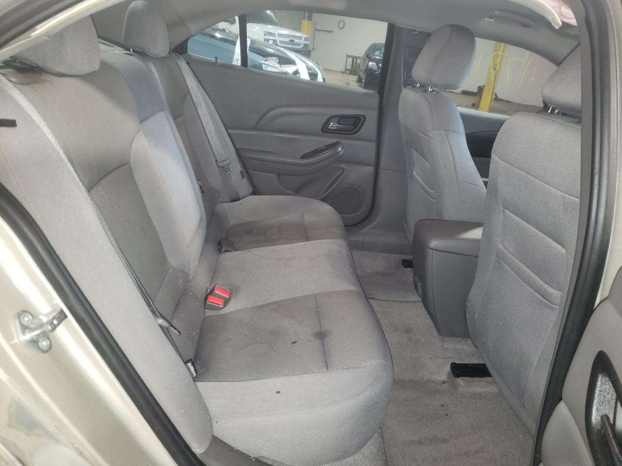 Photo 6 from auction – 2016 CHEVROLET MALIBU with VIN 1G11A5SA7GF114095