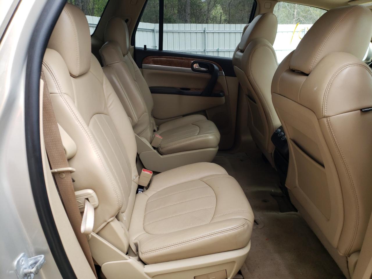 Photo 6 from auction – 2010 BUICK ENCLAVE CX with VIN 5GALRBED7AJ234949