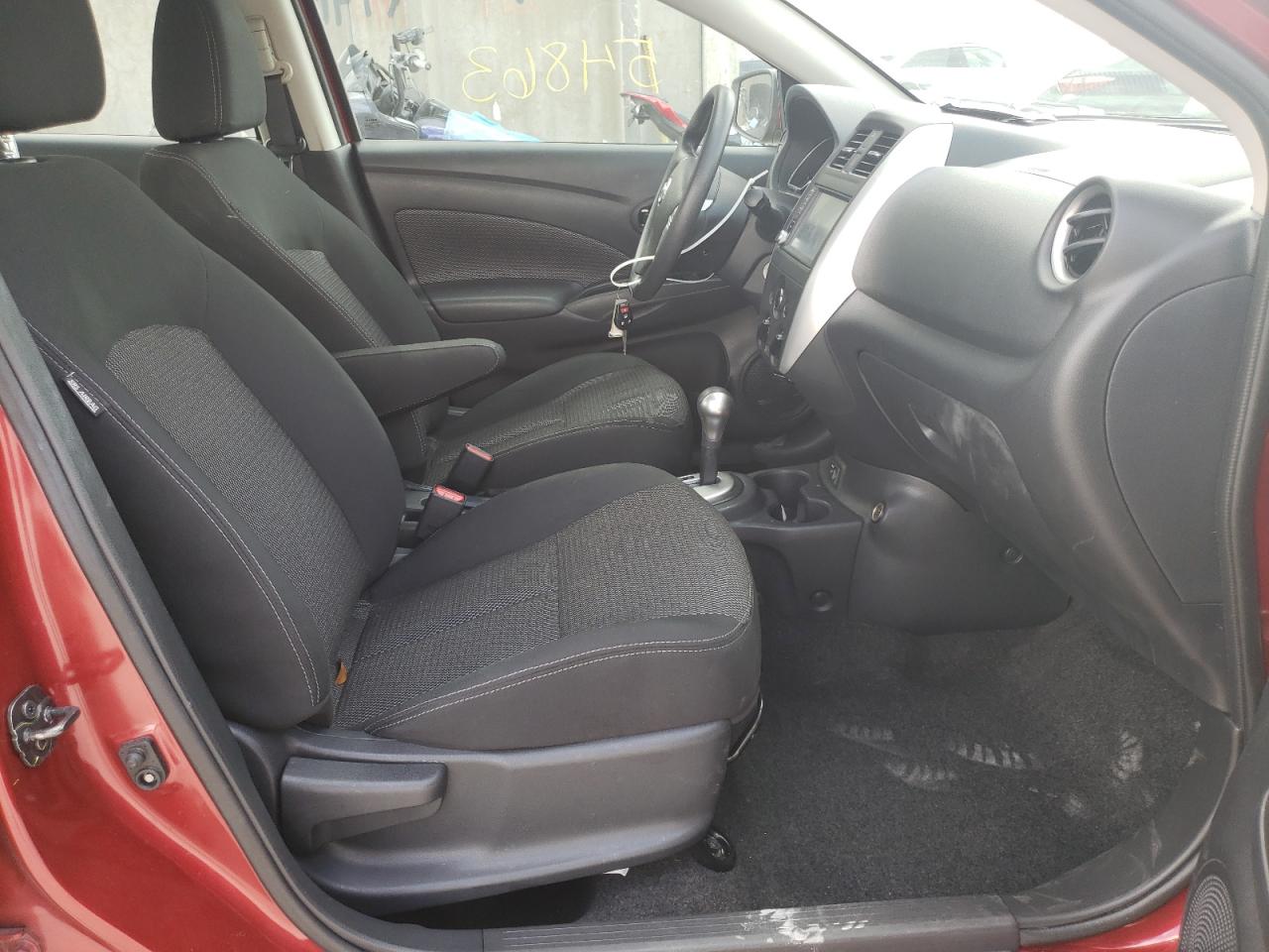 Photo 5 from auction – 2019 NISSAN VERSA S with VIN 3N1CN7AP0KL874585
