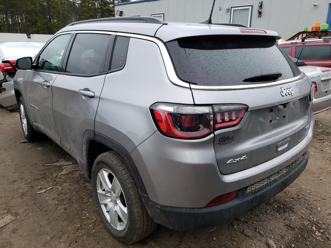 Photo 3 from auction – 2022 JEEP COMPASS LA with VIN 3C4NJDBB7NT115178