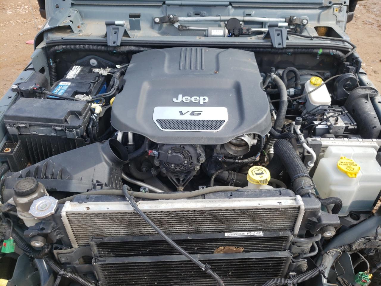 Photo 7 from auction – 2014 JEEP WRANGLER U with VIN 1C4BJWDG5EL191713