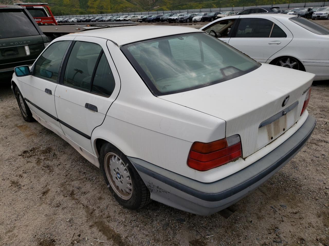 Photo 3 from auction – 1992 BMW 325 I with VIN WBACB3313NFE04718
